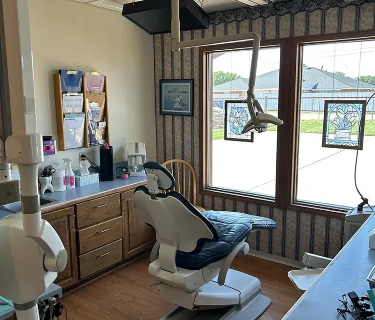 Contact-hereford@2x